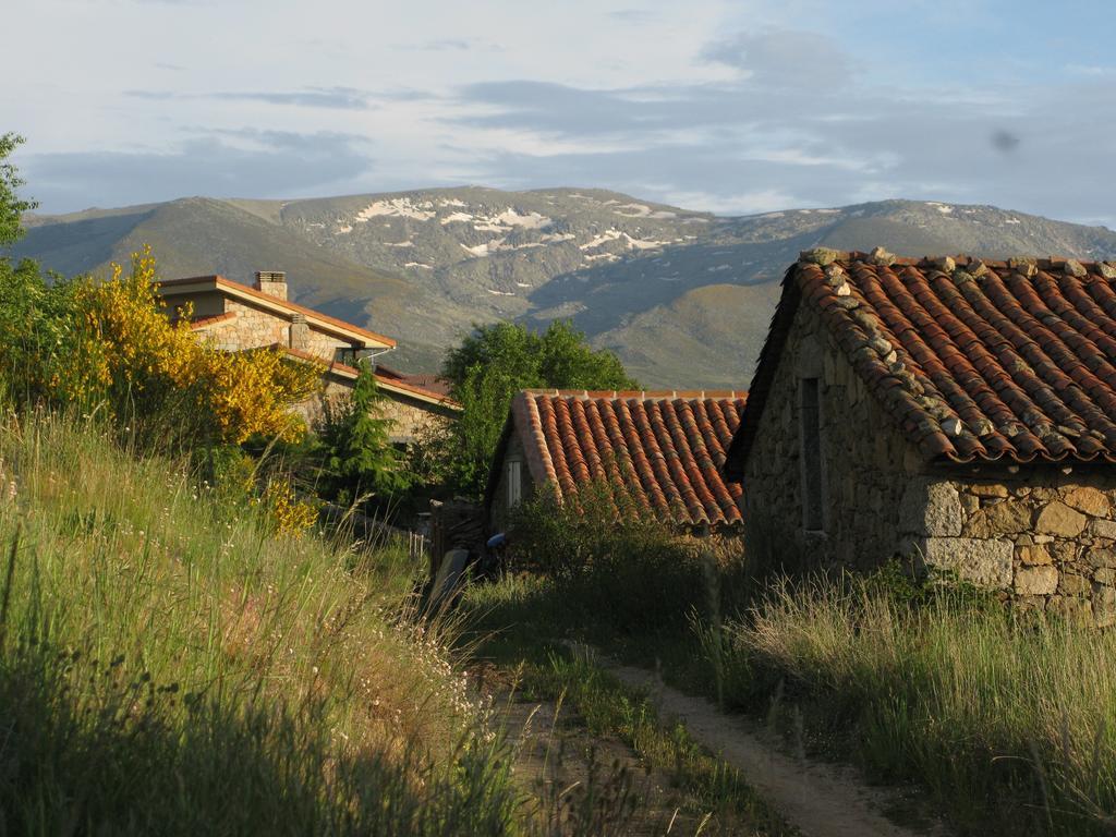 Villa La Ladera Hoyos del Espino Habitación foto