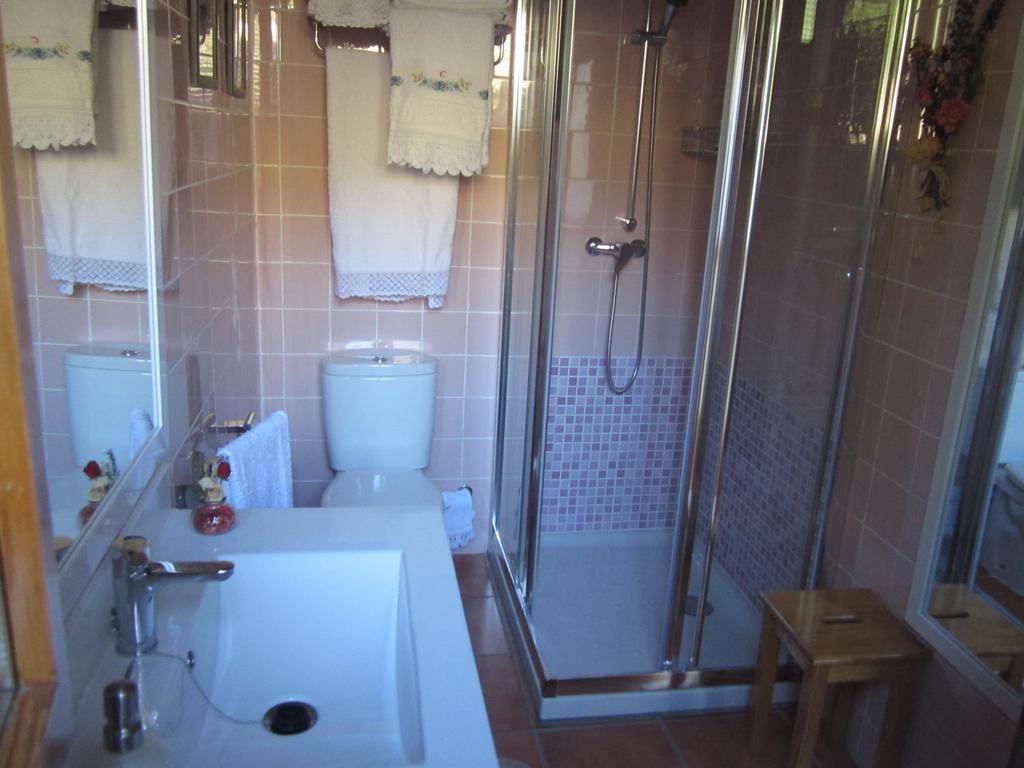 Villa La Ladera Hoyos del Espino Habitación foto