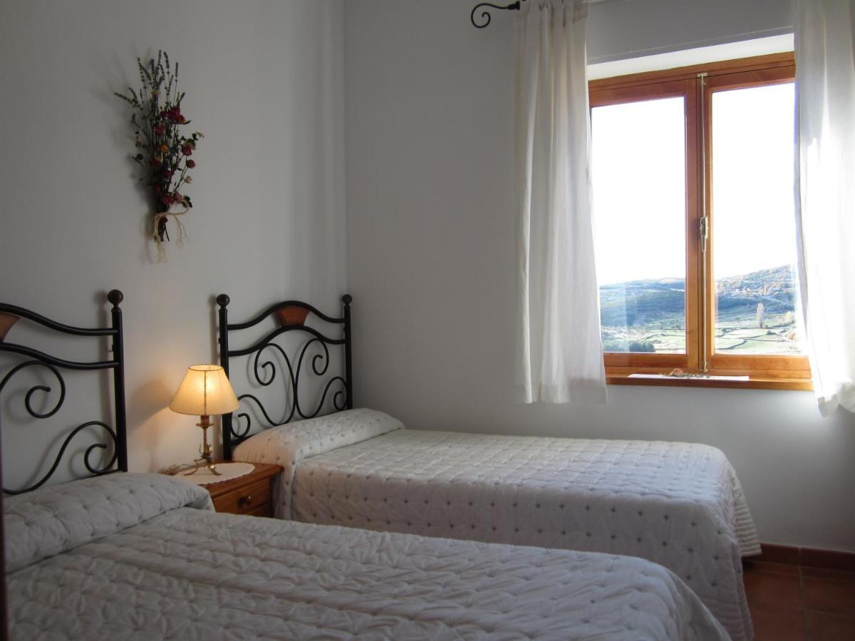Villa La Ladera Hoyos del Espino Habitación foto